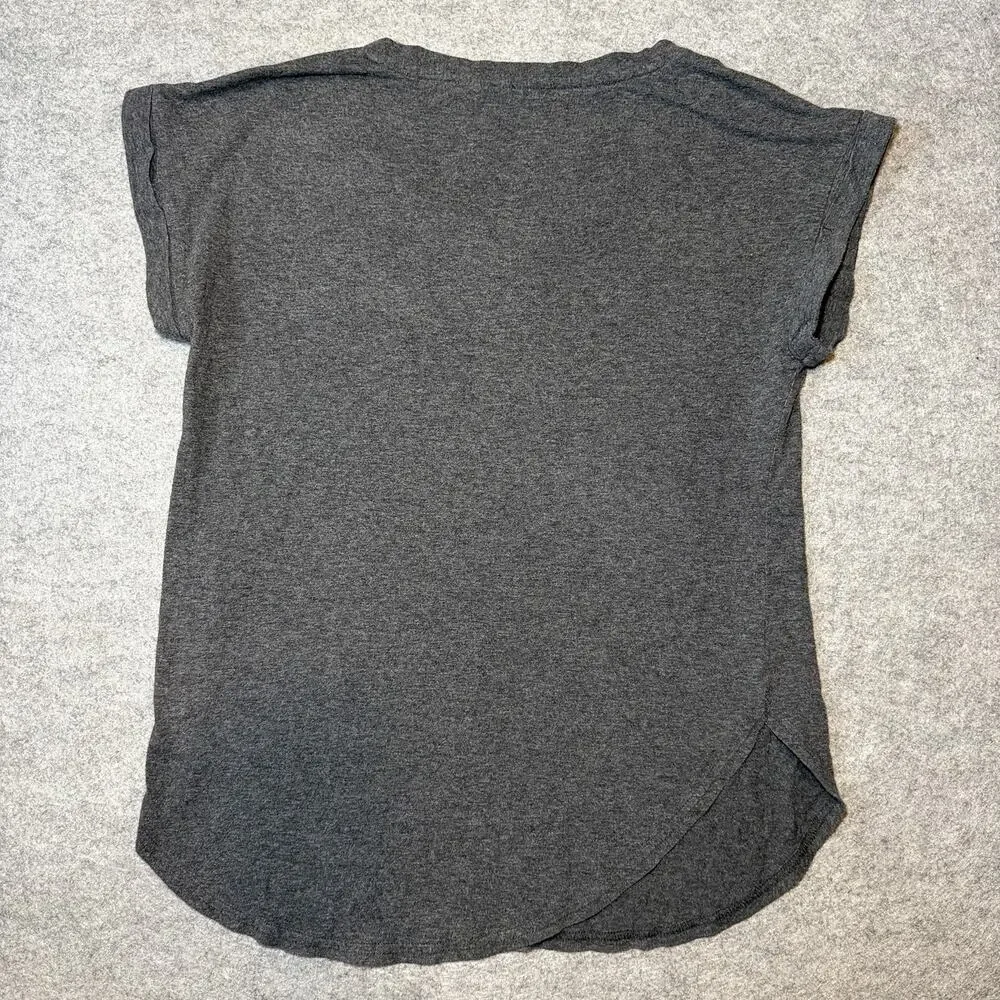 NFL TEAM APPAREL Women's V-Neck T-Shirt M Gray Heather Graphic - Picture 5 of 7